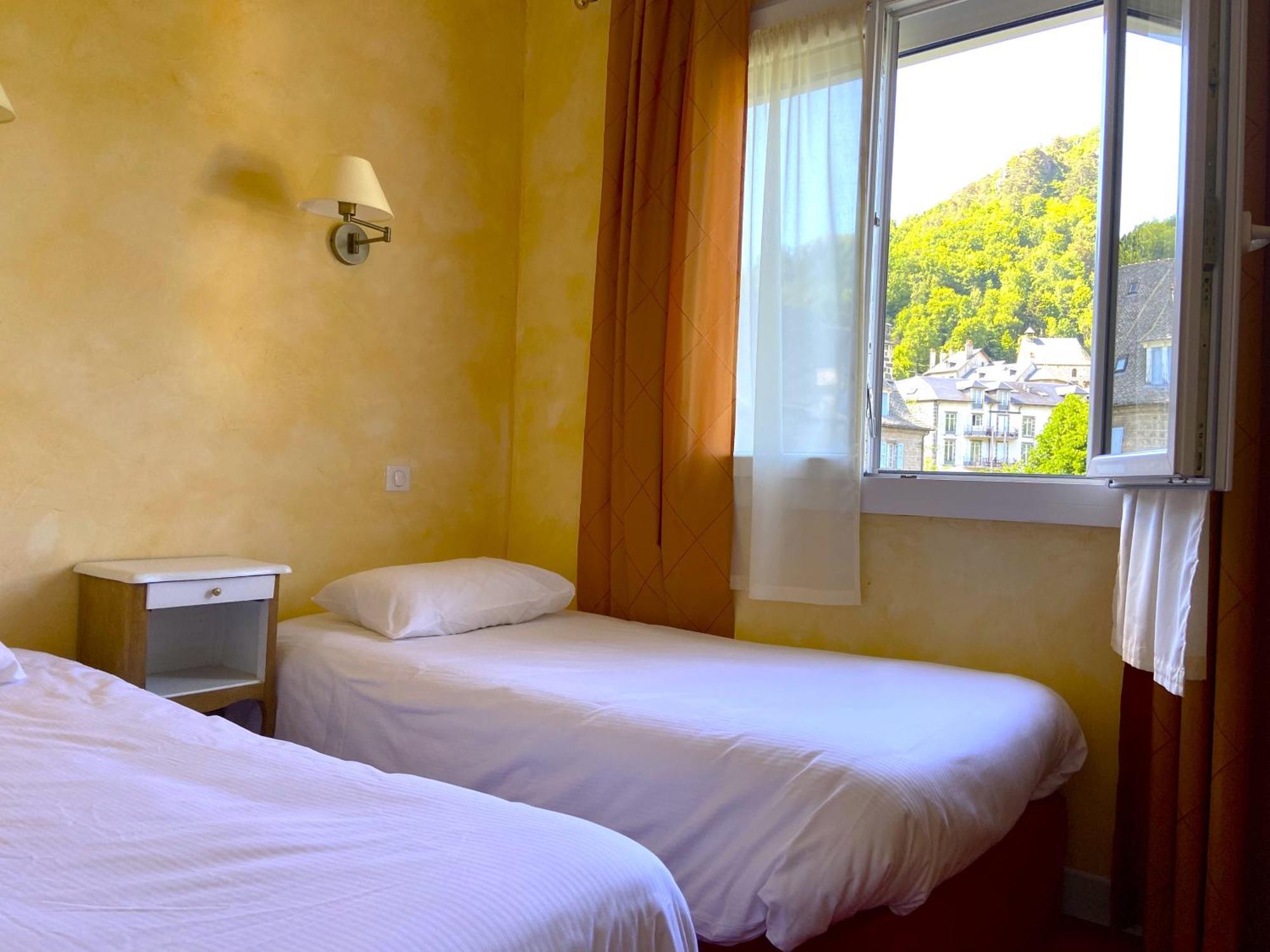 Hotel Beausejour Vic-sur-Cère Rom bilde